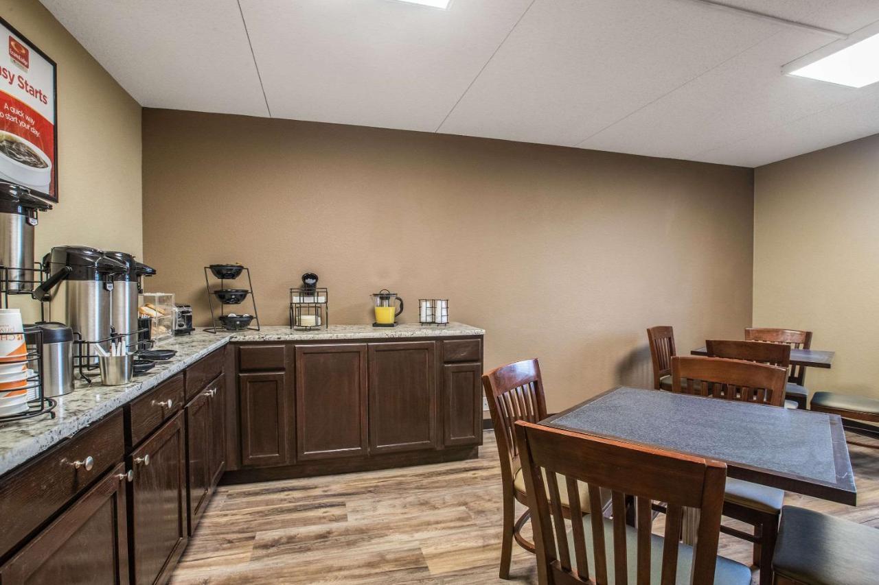 Econo Lodge Albert Lea Zewnętrze zdjęcie